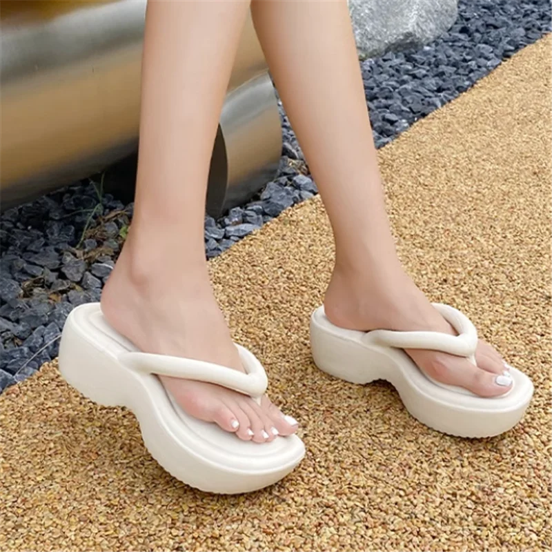 

EVA trample shit feeling fashion casual flip-flops female summer outside increased wear thick bottom cool slippers 6 cm