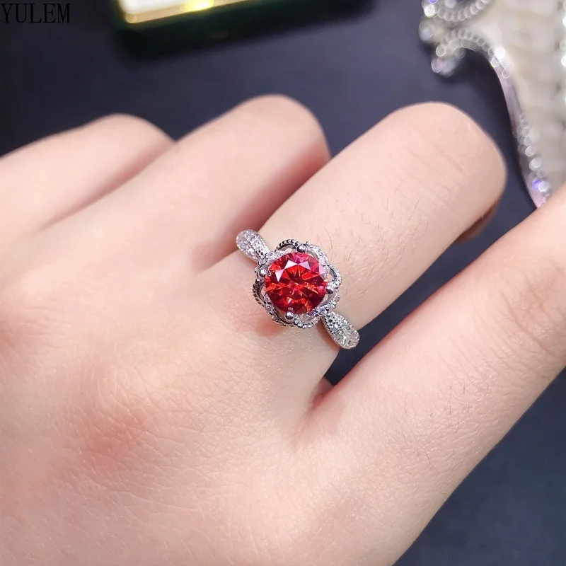 Newest Red Moissanite Ring for Women Jewelry Engagement Ring for Wedding Real 925 Silver Birthday Gift Cushion Gem
Newest Red Moissanite Ring for Women Jewelry Engagement Ring for Wedding Real 925 Silver Birthday Gift Cushion Gem