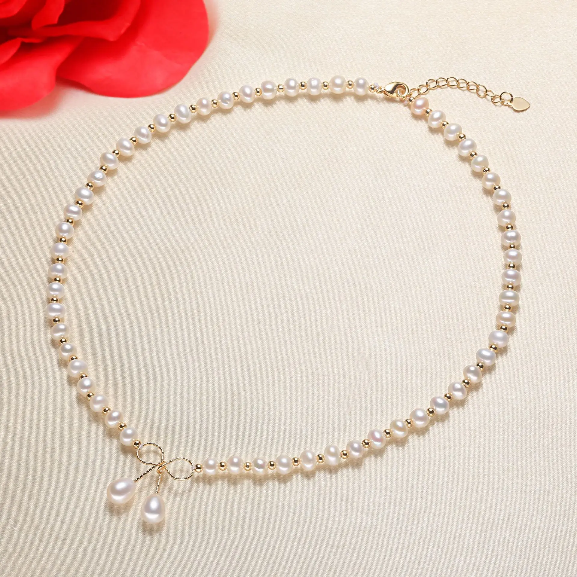 5-6mm Natural Freshwater Baroque Pearl Necklace for Women 38-42cm Length Fashion Romantic Chokers Necklaces Girl Gift
5-6mm Natural Freshwater Baroque Pearl Necklace for Women 38-42cm Length Fashion Romantic Chokers Necklaces Girl Gift