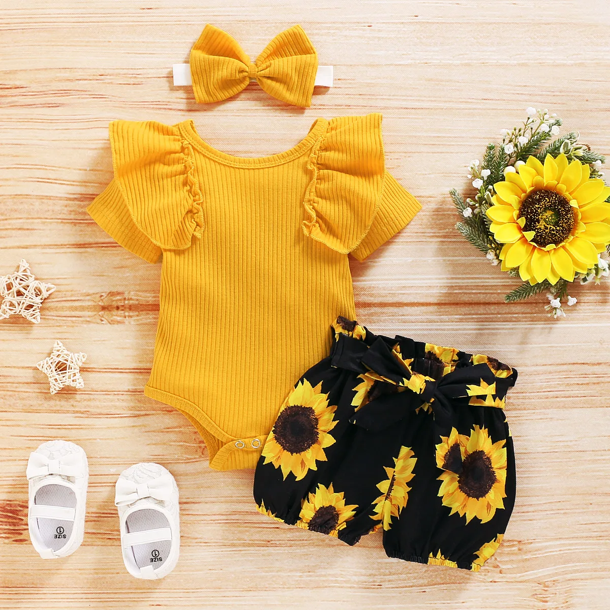 Baby Girls Clothes Set Yellow Rib Knit Bodysuit Ruffles Romper Floral Sunflower Shorts Headband 0-24M Infant Toddler Outfit 2022
Baby Girls Clothes Set Yellow Rib Knit Bodysuit Ruffles Romper Floral Sunflower Shorts Headband 0-24M Infant Toddler Outfit 2022