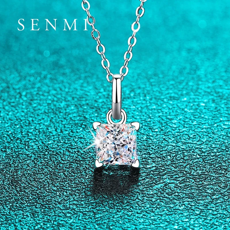 SENMI Wholesale 1.2ct 6*6mm Princess Cut Moissanite Pendant Necklace for Women Girls S925 Sterling Silver Party Bitthday Jewelry
SENMI Wholesale 1.2ct 6*6mm Princess Cut Moissanite Pendant Necklace for Women Girls S925 Sterling Silver Party Bitthday Jewelry