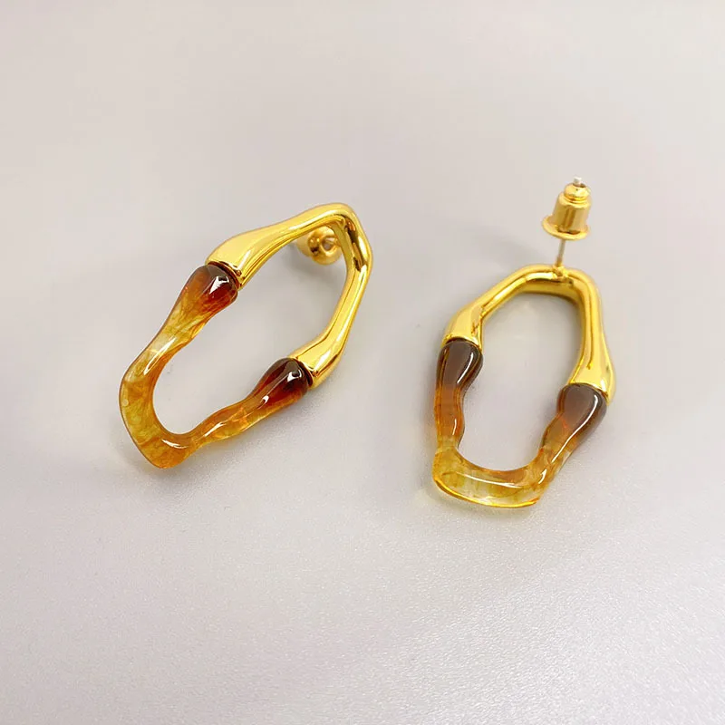 18K gilt Baroque Pearl Star Moon enamel turquoise hoop earrings and stud clips hoop
18K gilt Baroque Pearl Star Moon enamel turquoise hoop earrings and stud clips hoop