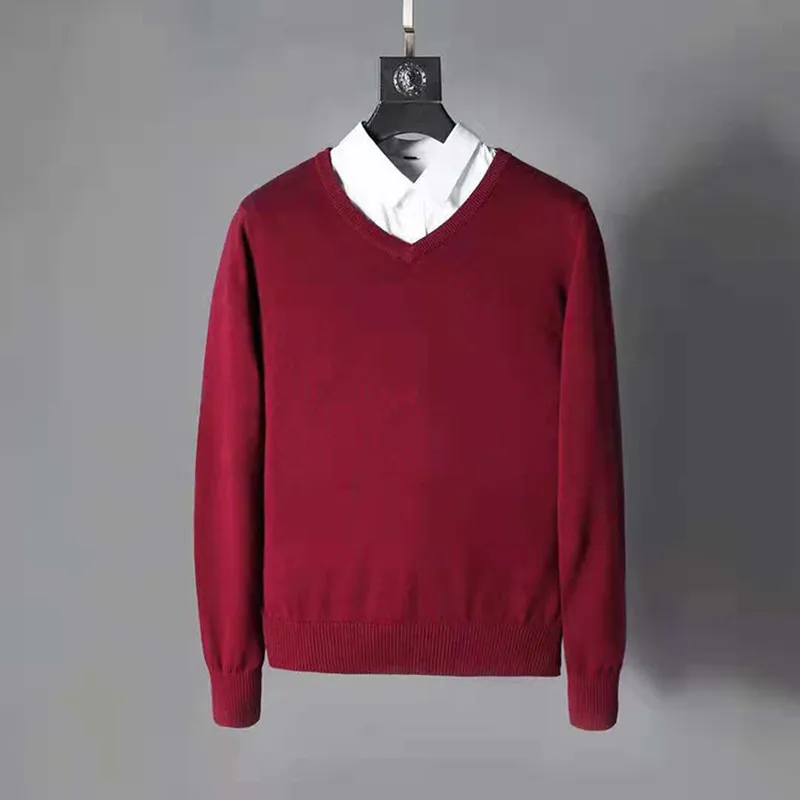 Multi-Color Men Small Horse V-Neck Cotton Sweater Autumn Winter Jersey Jumper Hombre Pull Homme Hiver Pullover Knitted Sweaters
Multi-Color Men Small Horse V-Neck Cotton Sweater Autumn Winter Jersey Jumper Hombre Pull Homme Hiver Pullover Knitted Sweaters