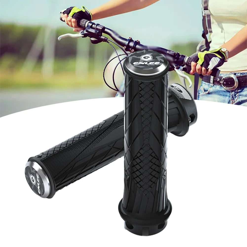 2Pcs Bike Handlebar Grips Riding Bicycle Rubber Grip Set Anti-Slip Shock-Absorbing Unilaterally Locked Handlebar Grip 13.8x2.2cm
2Pcs Bike Handlebar Grips Riding Bicycle Rubber Grip Set Anti-Slip Shock-Absorbing Unilaterally Locked Handlebar Grip 13.8x2.2cm
