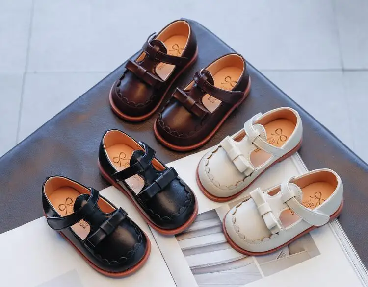 2023 Baby Little Girls Sweet Flats Princess Single Soft Bottom Toddler Shoes Non-slip Hot Leisure Shoes Cute Pearl Wedding Shoes
2023 Baby Little Girls Sweet Flats Princess Single Soft Bottom Toddler Shoes Non-slip Hot Leisure Shoes Cute Pearl Wedding Shoes
