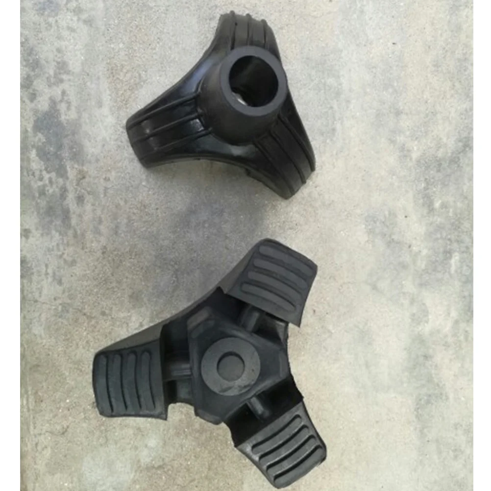 1PC 19mm Three-legged Black Rubber Walking Sticks Outdoor Hiking Protectors Hiking Pole Tips Accessories Replacement 
1PC 19mm Three-legged Black Rubber Walking Sticks Outdoor Hiking Protectors Hiking Pole Tips Accessories Replacement