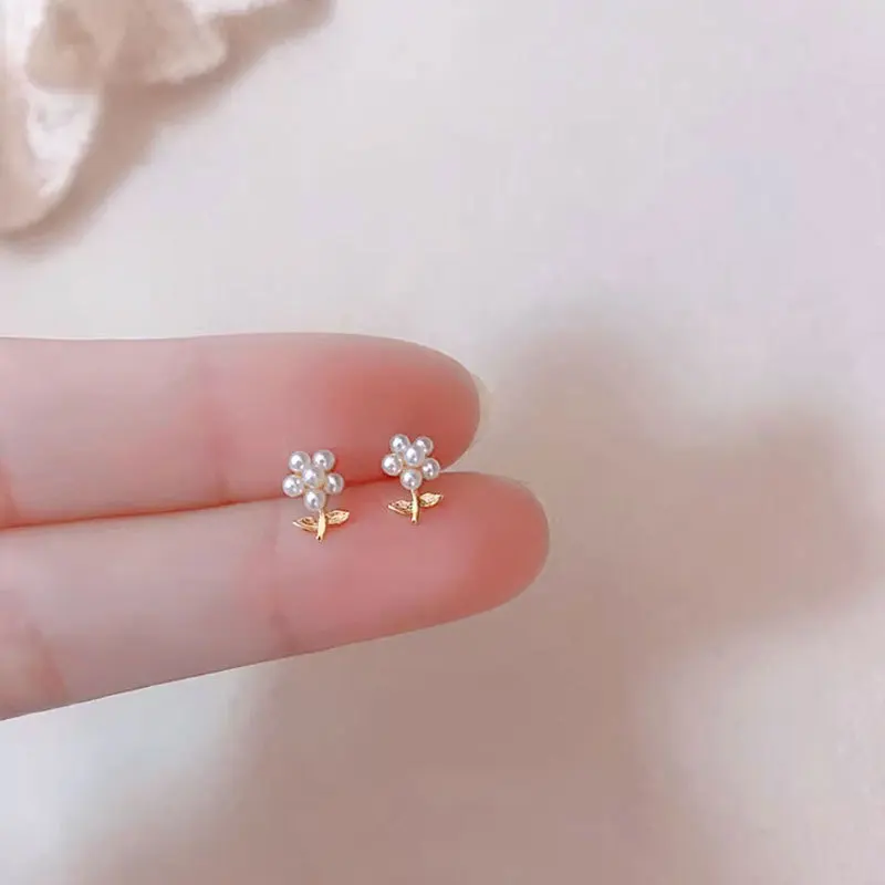 

Pearls Flower Gold Plated Leaves 925 Sterling Silver Stud Earrings for Women Luxury Accessories High Quality S925 Jewerly YEA601