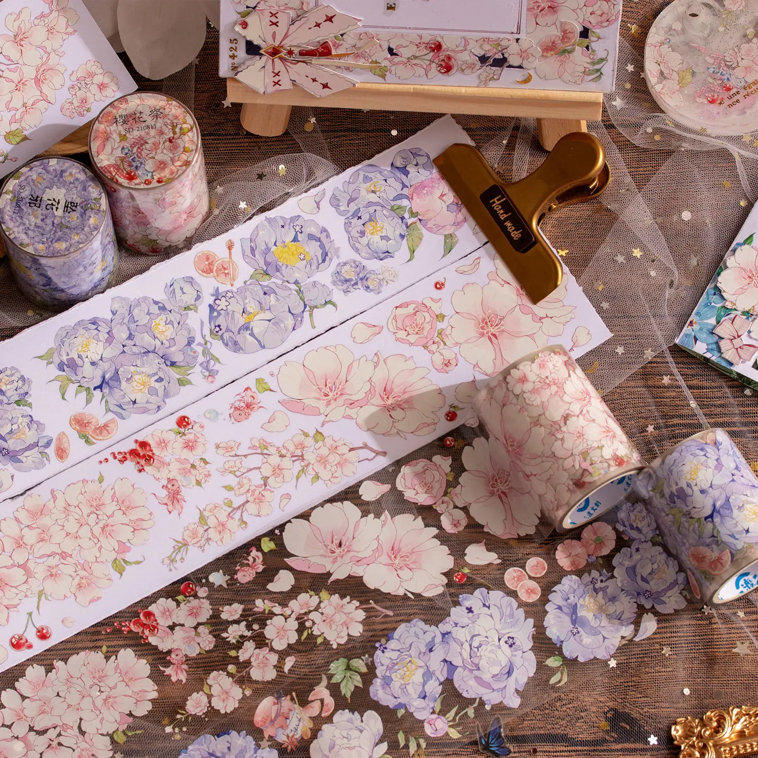 Children's handmade washi tape Sandu Wenchuang hand account PET sticker flower landscaping character sky hand account material
Children's handmade washi tape Sandu Wenchuang hand account PET sticker flower landscaping character sky hand account material