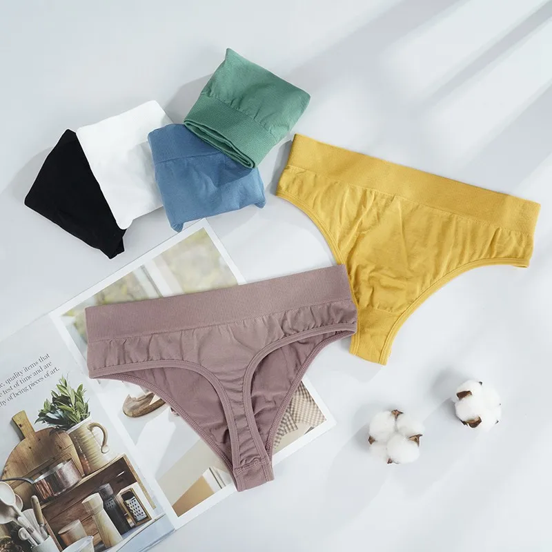 Sexy Thongs Panties Women G-String Female Underpants Seamless Comfortable Underwear Female High-Rise Thong Lingerie M-2XL
Sexy Thongs Panties Women G-String Female Underpants Seamless Comfortable Underwear Female High-Rise Thong Lingerie M-2XL