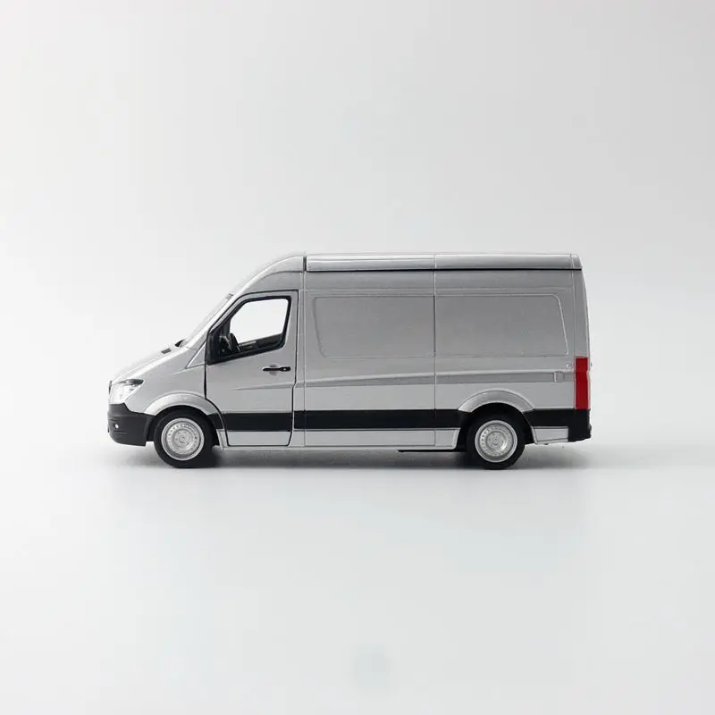 Car model 1: 32 Scale MB Sprinter MPV Toy Van RMZ City die-casting European car toy series children's birthday gift
Car model 1: 32 Scale MB Sprinter MPV Toy Van RMZ City die-casting European car toy series children's birthday gift