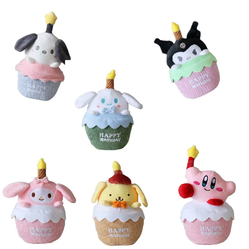 Sanrioeds мультфильм Cinnamoroll Sanrios помпон Kuromi рулон Kirby кукла Серия день рождения торт форма плюшевая кукла с музыкальной свечей
Sanrioeds мультфильм Cinnamoroll Sanrios помпон Kuromi рулон Kirby кукла Серия день рождения торт форма плюшевая кукла с музыкальной свечей