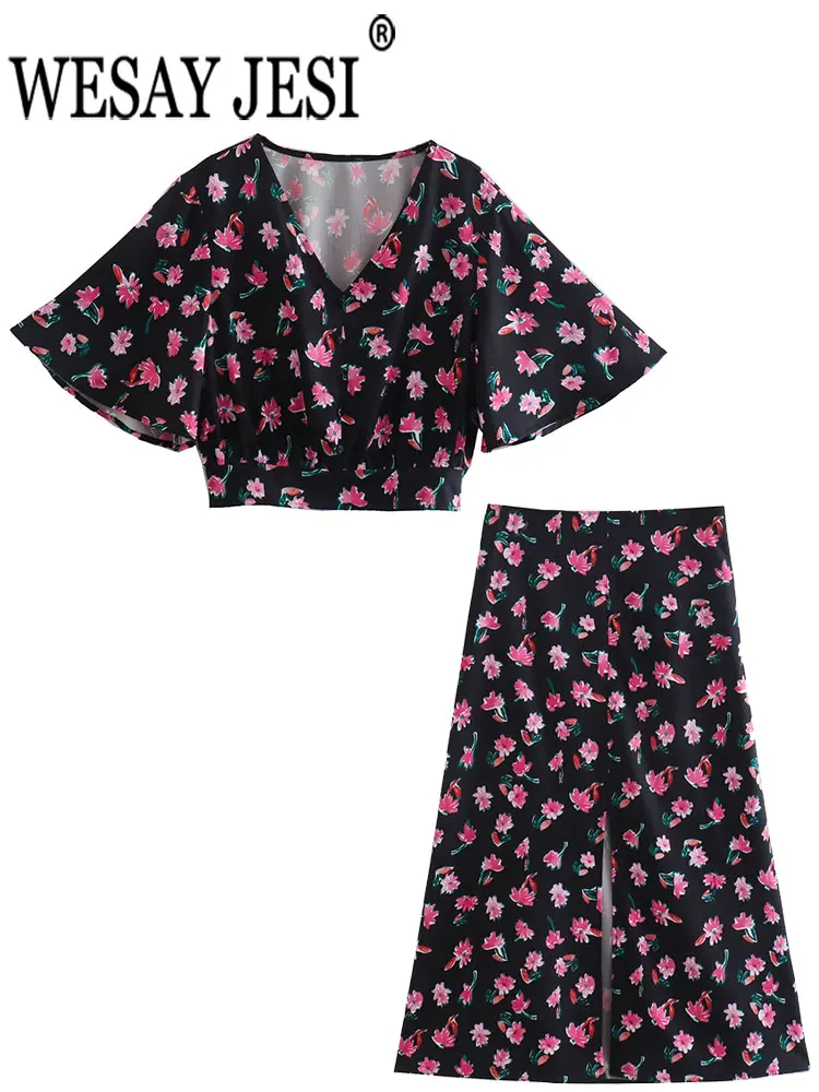 WESAY JESI Summer Floral Print Chiffon Elegant Women Suit Fashion Casual Flying Sleeves V-Neck Short Top A-LINE Split Long Skirt
WESAY JESI Summer Floral Print Chiffon Elegant Women Suit Fashion Casual Flying Sleeves V-Neck Short Top A-LINE Split Long Skirt