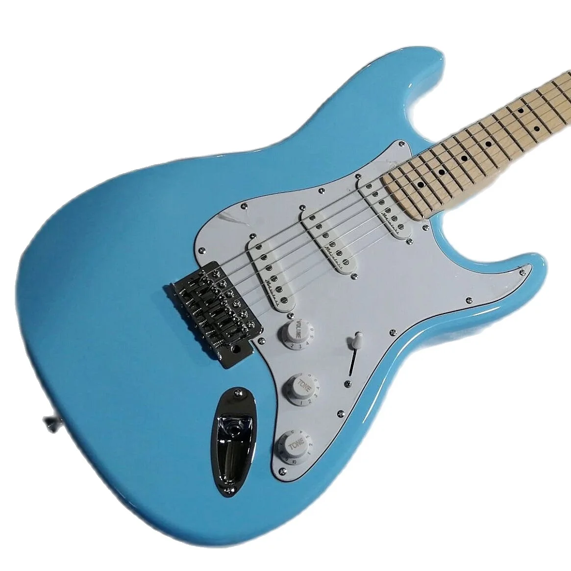High quality FDST-1066 light blue color solid body with white pickguard maple fretboard electric guitar
High quality FDST-1066 light blue color solid body with white pickguard maple fretboard electric guitar