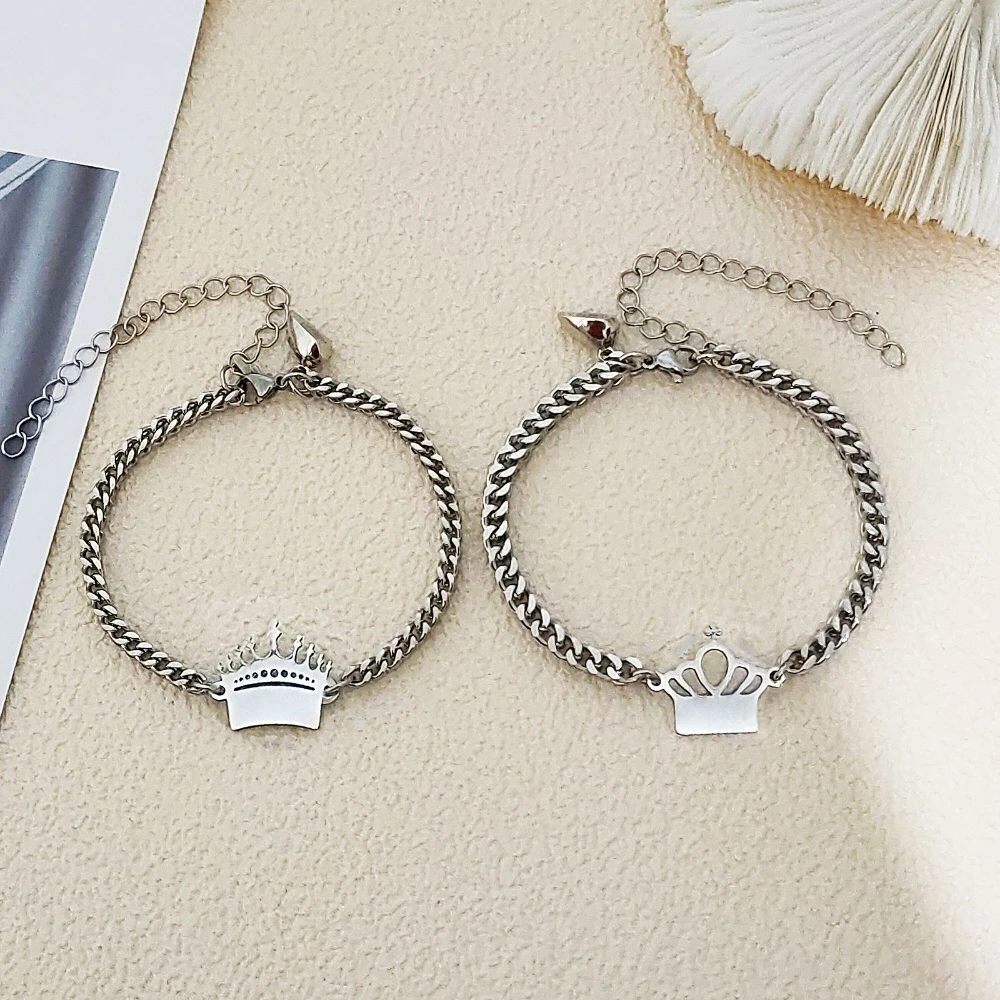 Fashion Simple Heart Magnet Stainless Steel Tree Life Crown Couple Bracelet Men and Women Hip Hop Jewelry Accessories Wholesale
Fashion Simple Heart Magnet Stainless Steel Tree Life Crown Couple Bracelet Men and Women Hip Hop Jewelry Accessories Wholesale