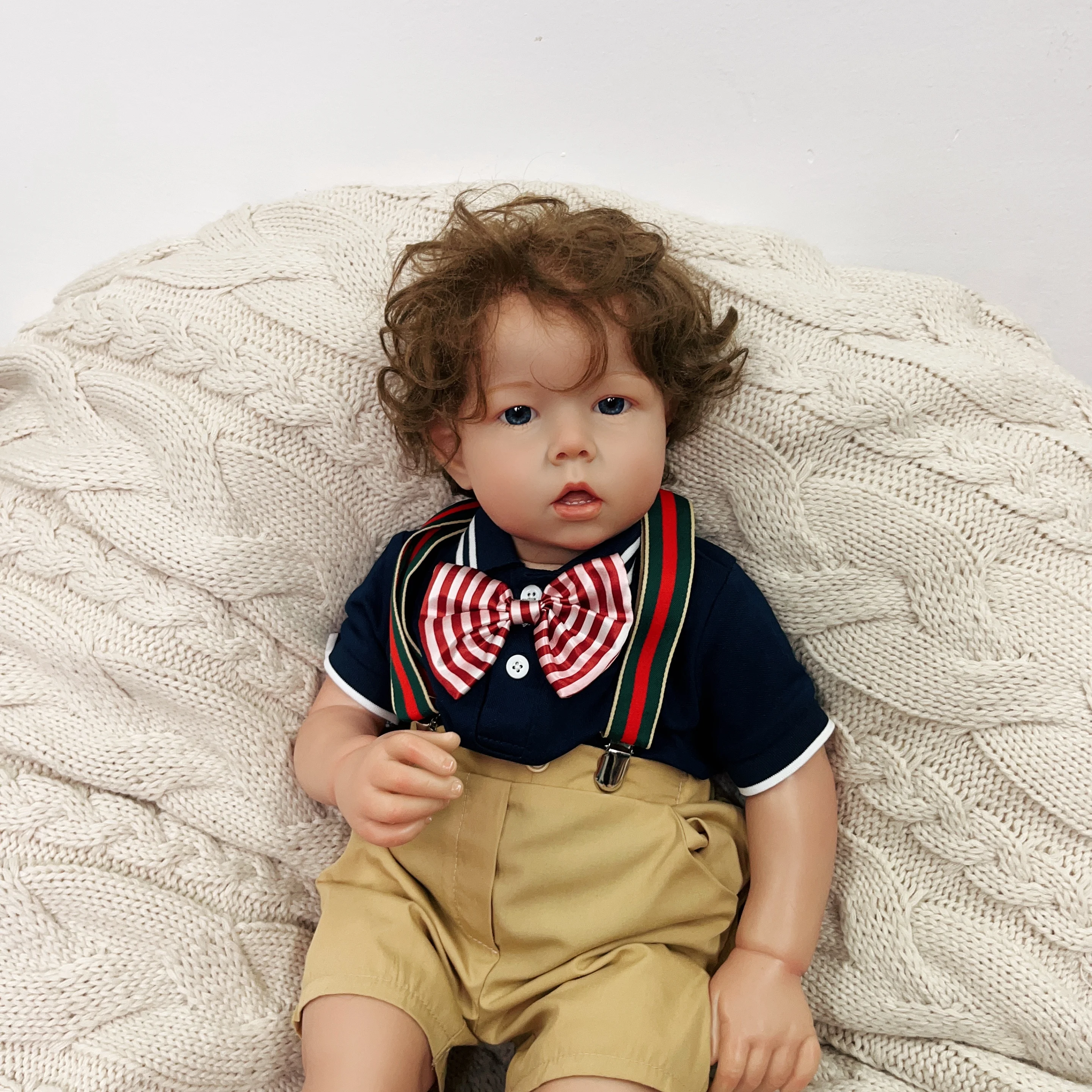 71CM 28 Inches Reborn Toddler Liam Tollder Dolls Skin Finished Baby Realistic Alive Lifelike Newborn Cloth body
71CM 28 Inches Reborn Toddler Liam Tollder Dolls Skin Finished Baby Realistic Alive Lifelike Newborn Cloth body