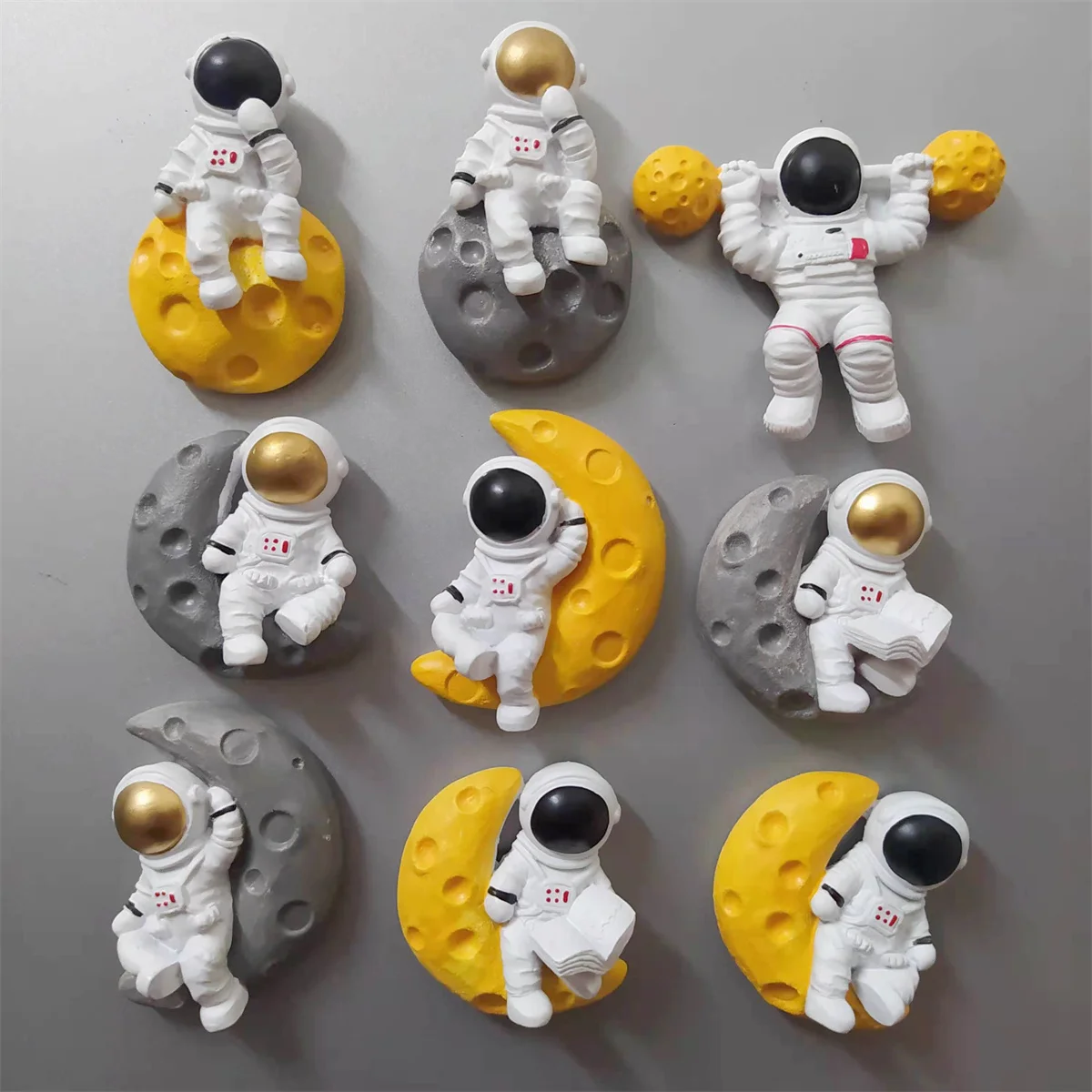 Декоративные наклейки космической планеты для дома и офиса, магнитные наклейки на холодильник ручной работы
Декоративные наклейки космической планеты для дома и офиса, магнитные наклейки на холодильник ручной работы