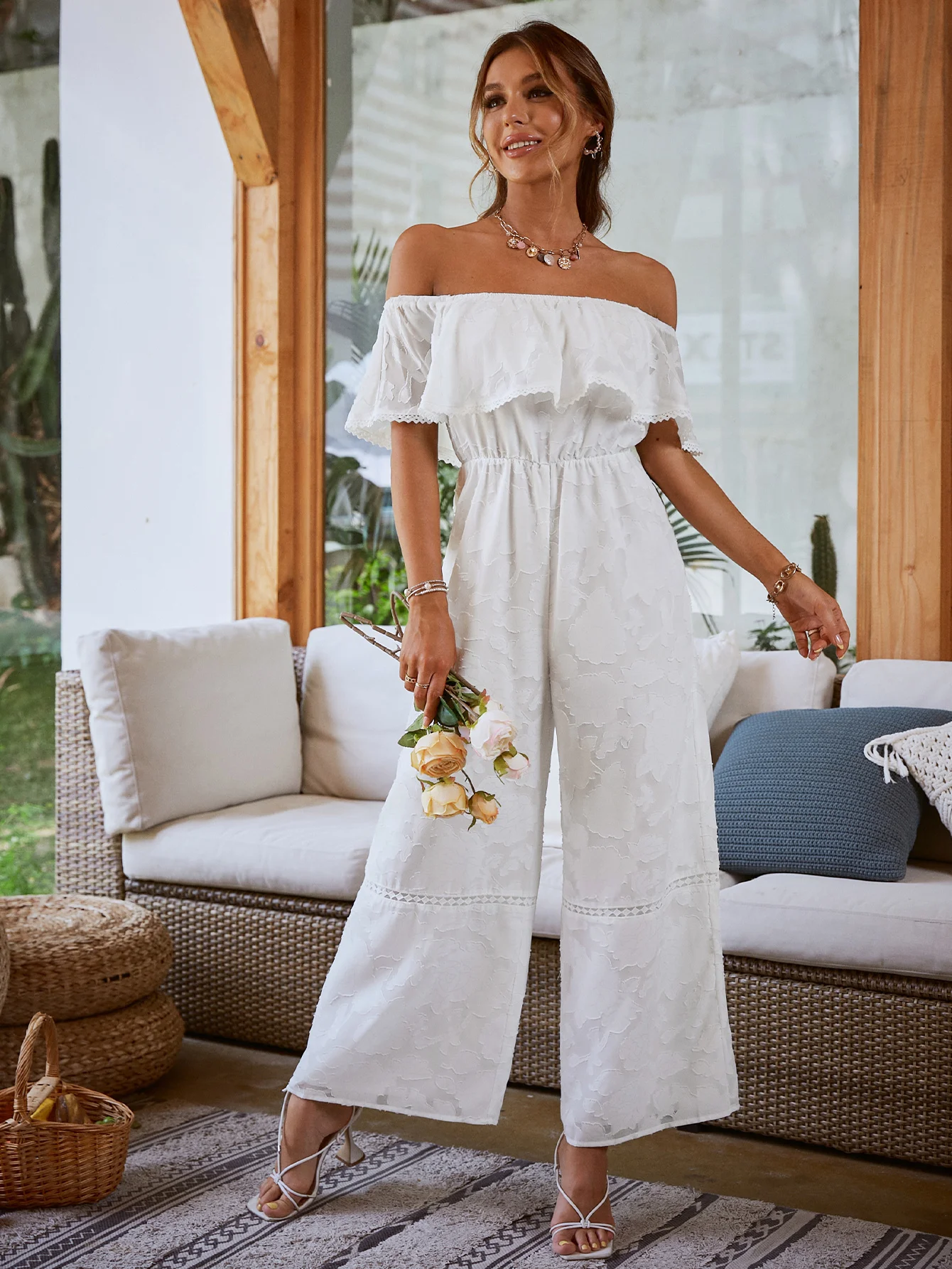 Simplee Slash neck wide leg jumpsuit women summer Elegant high waist off shoulder long overall Loose lace patchwork jumpsuits
Simplee Slash neck wide leg jumpsuit women summer Elegant high waist off shoulder long overall Loose lace patchwork jumpsuits
