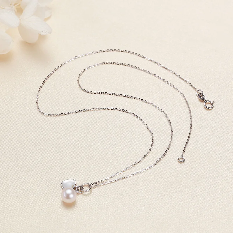 S925 Silver Clavicle Chain Japanese and Korean Style in Silver Pendant Necklace Freshwater Pearl Heart Necklace for Women
S925 Silver Clavicle Chain Japanese and Korean Style in Silver Pendant Necklace Freshwater Pearl Heart Necklace for Women