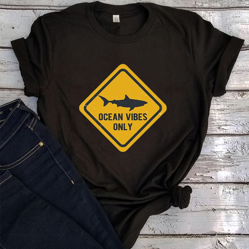 Shark Vintage T-shirts Women Tshirt Print Aloha T-shirts Beach Hawaii Tops Gothic Vintage Clothes Summer
Shark Vintage T-shirts Women Tshirt Print Aloha T-shirts Beach Hawaii Tops Gothic Vintage Clothes Summer