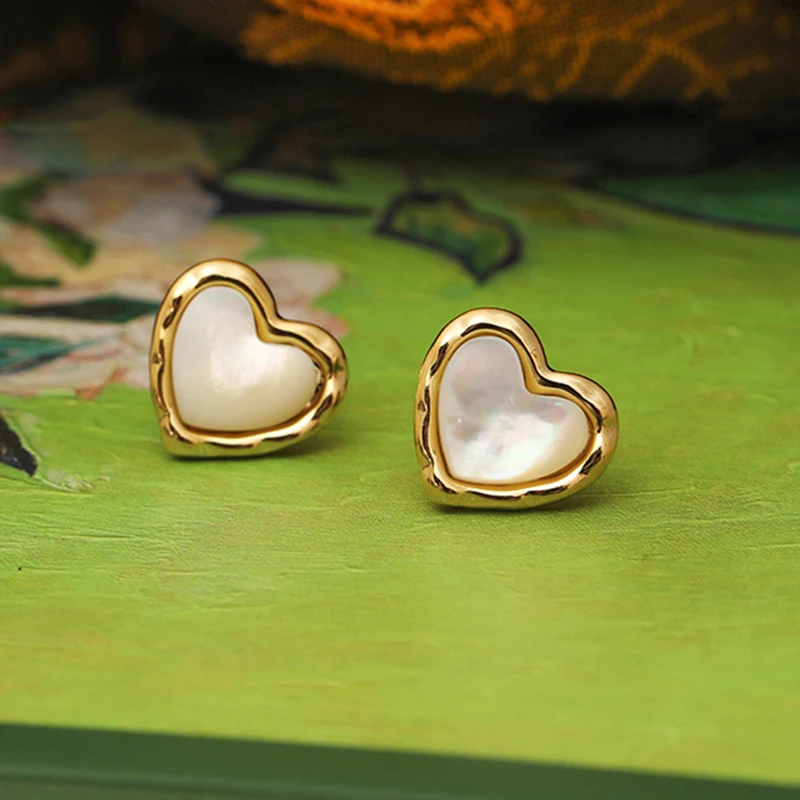 Sweet Natural Pearl Shell Heart-shaped Ear Clips Temperament Gentle Love Earrings Without Piercing Party Wedding Fashion Jewelry
Sweet Natural Pearl Shell Heart-shaped Ear Clips Temperament Gentle Love Earrings Without Piercing Party Wedding Fashion Jewelry