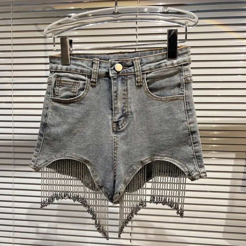 2022 Summer New Jeans Shorts for Women Hot Pants Fringed Hem Chain Wash Shorts Female Girls Slim Fit Three-Point Denim Shorts
2022 Summer New Jeans Shorts for Women Hot Pants Fringed Hem Chain Wash Shorts Female Girls Slim Fit Three-Point Denim Shorts