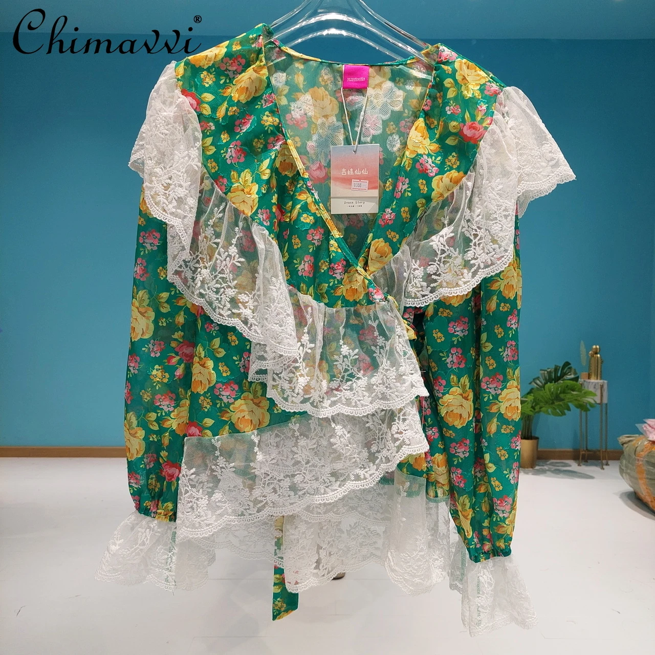 Japanese Style Sweet Green Lace Peter Pan Collar Patchwork Shirt 2022 Spring Fashion Graceful Chic Lace Up Slim Printed Blouse
Japanese Style Sweet Green Lace Peter Pan Collar Patchwork Shirt 2022 Spring Fashion Graceful Chic Lace Up Slim Printed Blouse