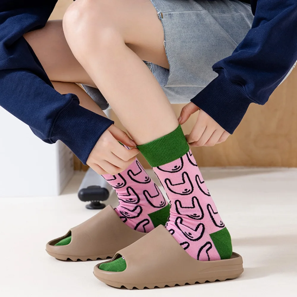 Absorbent Anti-Abrasion Cotton Harajuku Style Abstract Socks Cartoon Rabbit Sock Leisure Sports Middle Tube Pile Socks
Absorbent Anti-Abrasion Cotton Harajuku Style Abstract Socks Cartoon Rabbit Sock Leisure Sports Middle Tube Pile Socks