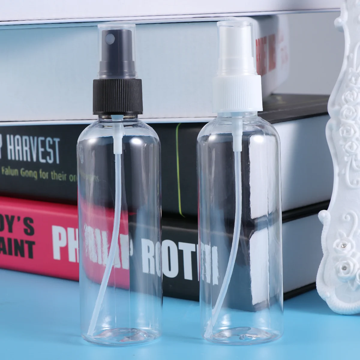 4Pcs 100ML Empty Clear Spray Bottles Refillable Makeup Spary Bottle Travel Container Reusable with White Sprayer
4Pcs 100ML Empty Clear Spray Bottles Refillable Makeup Spary Bottle Travel Container Reusable with White Sprayer