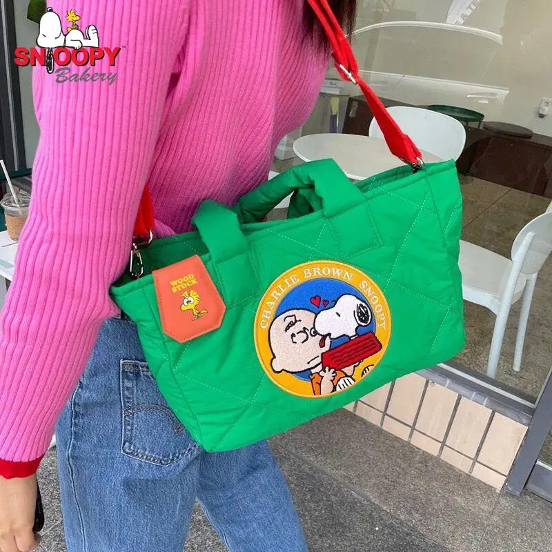 Сумка через плечо с рисунком из аниме Снупи Чарли, портативная Милая дамская сумочка большой вместимости, тоут на плечо, подарок
Сумка через плечо с рисунком из аниме Снупи Чарли, портативная Милая дамская сумочка большой вместимости, тоут на плечо, подарок