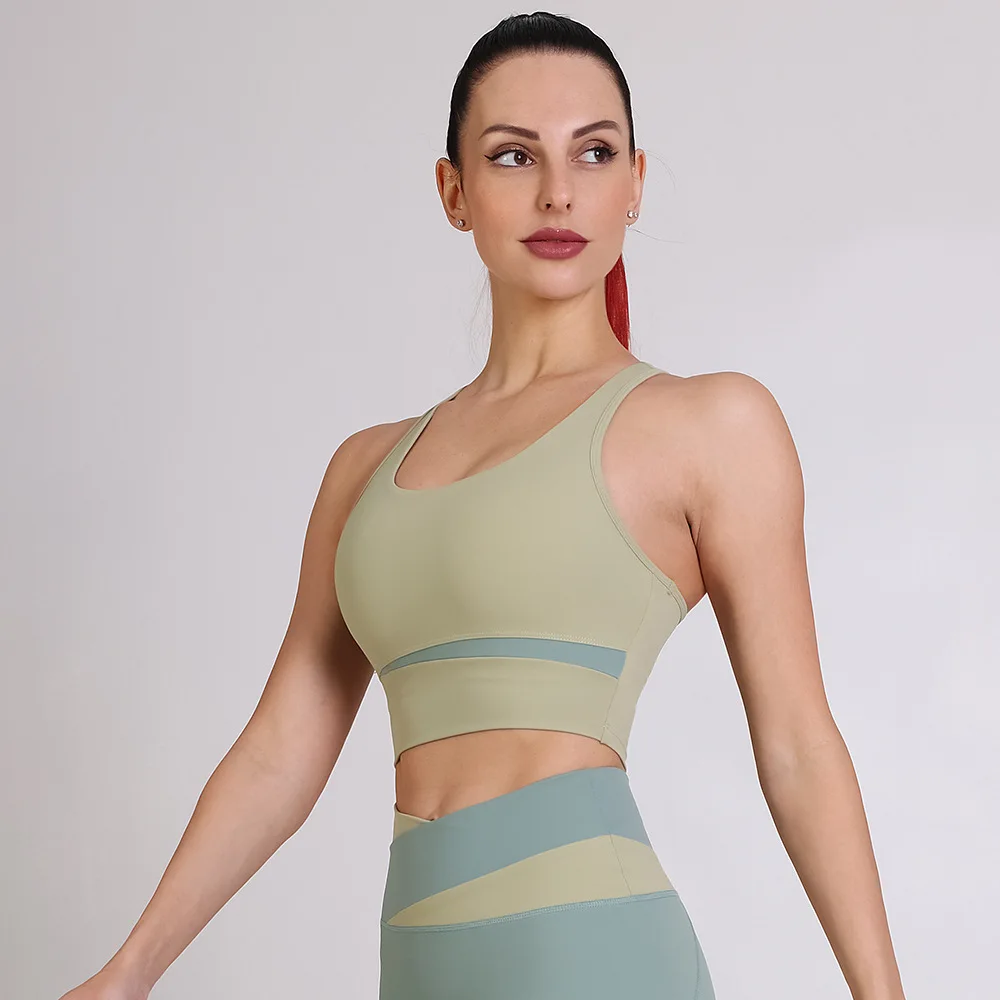 2022 stitched double-sided Yoga bra women's skin naked feeling gathering sports underwear stage performance clothes
2022 stitched double-sided Yoga bra women's skin naked feeling gathering sports underwear stage performance clothes