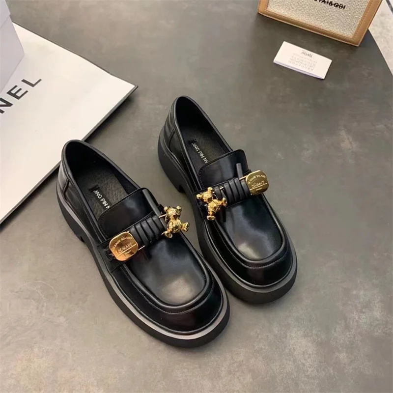 Thick Chunky Mary Jane Women Shoes Metal Decoration Summer Autumn Dress Uniform Girl Office Lady Casual Cute Retro Shoes Women
Thick Chunky Mary Jane Women Shoes Metal Decoration Summer Autumn Dress Uniform Girl Office Lady Casual Cute Retro Shoes Women