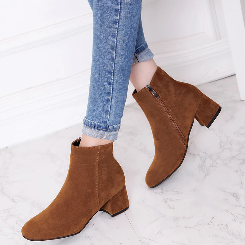 Women's Solid Color Block Heeled Ankle Boots, Side Zipper Short Boots, Women's Footwear
Women's Solid Color Block Heeled Ankle Boots, Side Zipper Short Boots, Women's Footwear