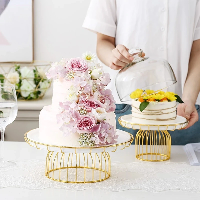 Nordic Iron Art Cake Stand Display Stand White Ceramic Fruit Snack Tray Wedding Birthday Decoration Cake Tray Household Goods
Nordic Iron Art Cake Stand Display Stand White Ceramic Fruit Snack Tray Wedding Birthday Decoration Cake Tray Household Goods