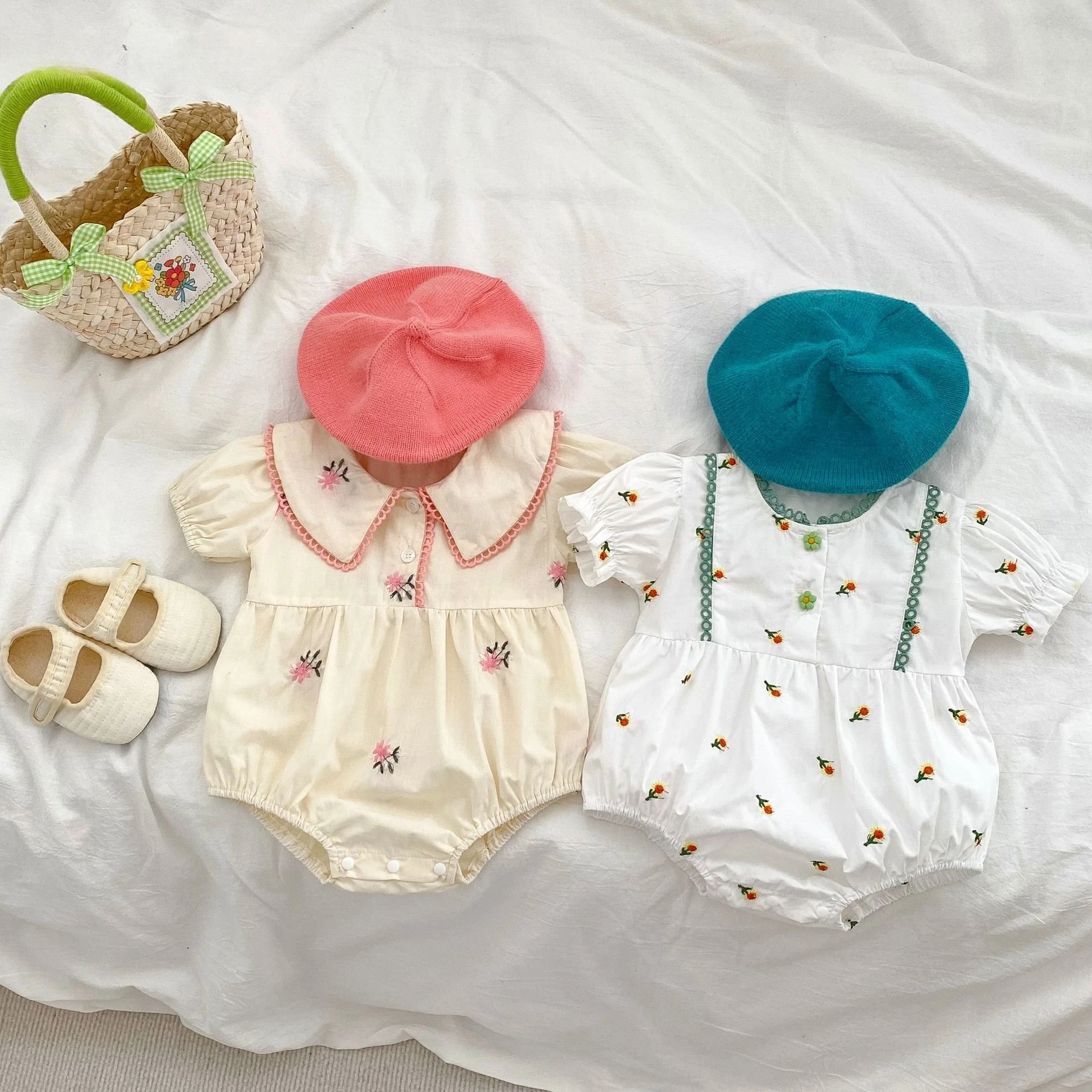 2023 New In Summer Newborn Infant Girls Short Sleeve Lace Collar Embroidery Flower Outwear Kids Baby Jumpsuits Cotton Bodysuits
2023 New In Summer Newborn Infant Girls Short Sleeve Lace Collar Embroidery Flower Outwear Kids Baby Jumpsuits Cotton Bodysuits