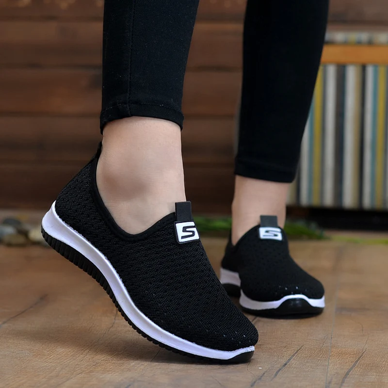 Women's vulcanized shoes women's sports shoeswomen2022mesh breathable casual women's non-slip shallow walking flat shoes
Women's vulcanized shoes women's sports shoeswomen2022mesh breathable casual women's non-slip shallow walking flat shoes