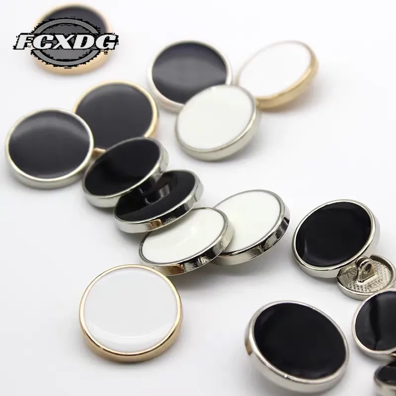 Fashion Simplicity Embellishments for Clothing 20mm Snap Buttons for Golden Button Up Shirt Women Decorative Buttons for Clothes
Fashion Simplicity Embellishments for Clothing 20mm Snap Buttons for Golden Button Up Shirt Women Decorative Buttons for Clothes