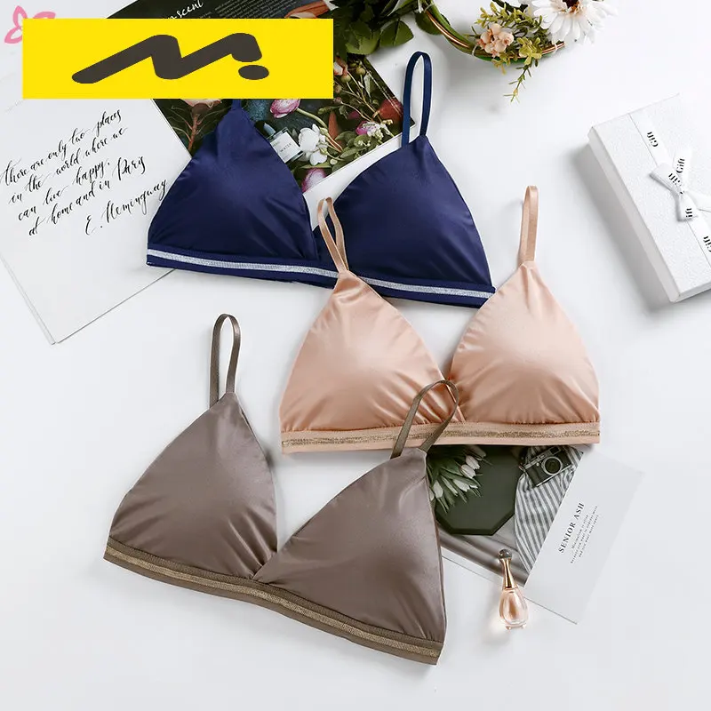 Bralette Bra Wireless Thin Underwear Female Sexy Lingerie Seamless Soft Ice Silk Bras for Women Comfortable Bra Top
Bralette Bra Wireless Thin Underwear Female Sexy Lingerie Seamless Soft Ice Silk Bras for Women Comfortable Bra Top
