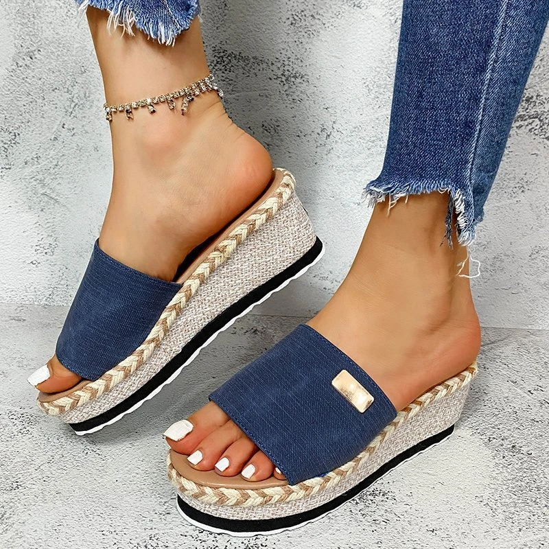New Women's Thick Sole Slippers Casual Wedge Heel Sandals Fashion Comfortable Women's Slippers Plus Size 43 Zapatilla Mujer
New Women's Thick Sole Slippers Casual Wedge Heel Sandals Fashion Comfortable Women's Slippers Plus Size 43 Zapatilla Mujer