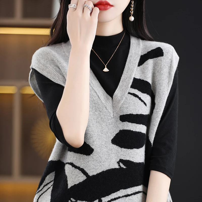 Cashmere Sweater Autumn Winter Women Sweater Sleeveless Vest Casual Coat Female Pullover V-Neck Waistcoat 100% Wool Knitted Tops
Cashmere Sweater Autumn Winter Women Sweater Sleeveless Vest Casual Coat Female Pullover V-Neck Waistcoat 100% Wool Knitted Tops