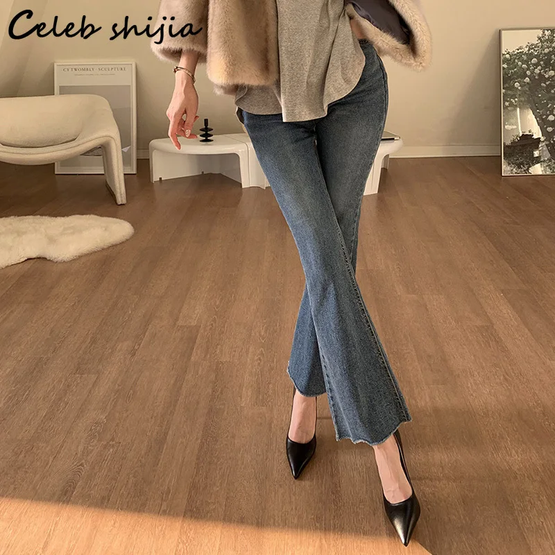 High Waisted Jeans Women Vintage Blue Street Wear Elastic Denim Flare Pants Women Korean Fashion Elegant Straight Jeans Mom Chic 
High Waisted Jeans Women Vintage Blue Street Wear Elastic Denim Flare Pants Women Korean Fashion Elegant Straight Jeans Mom Chic