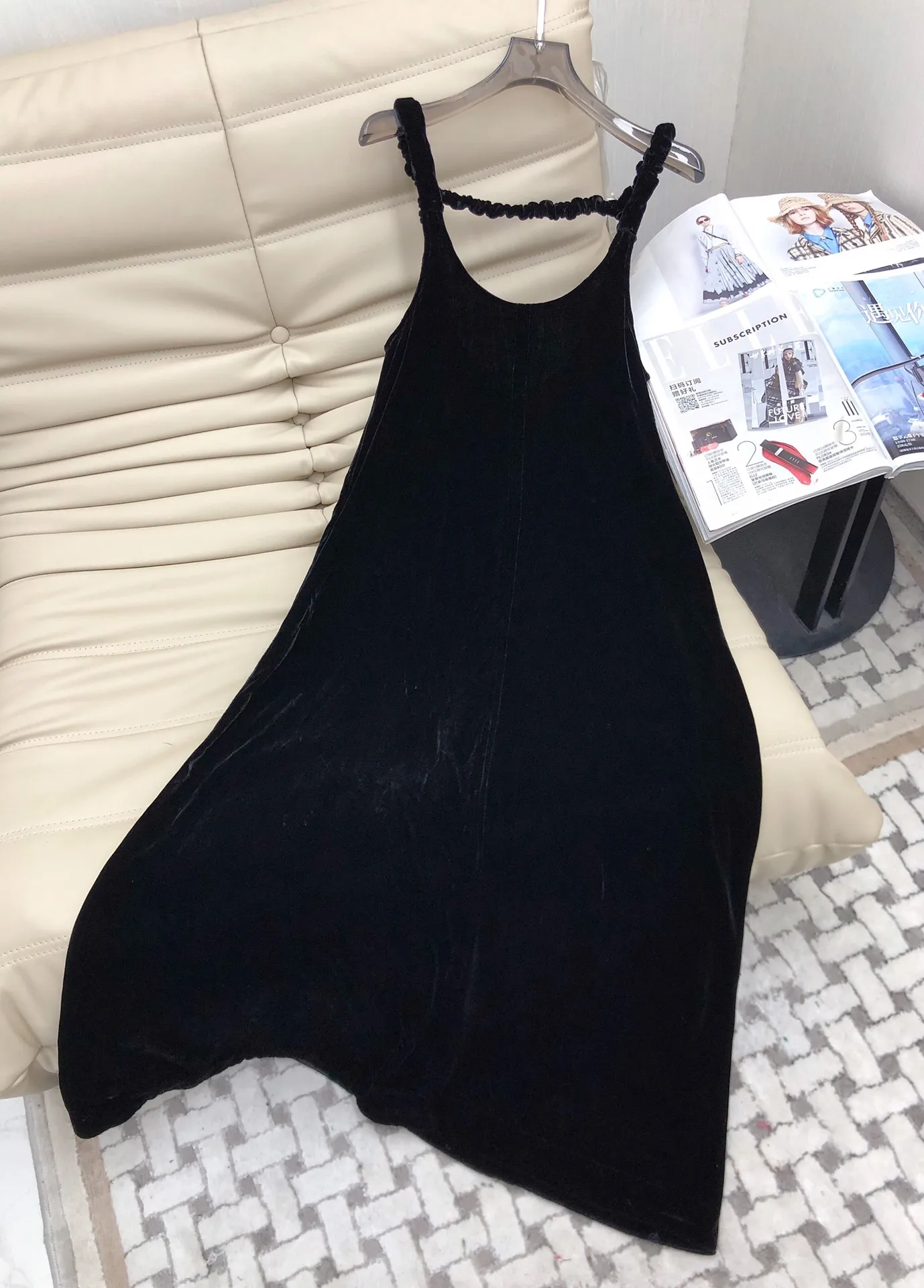

Elegant sweet women brief solid silk velvet dresses spaghetti strap backless long dress black