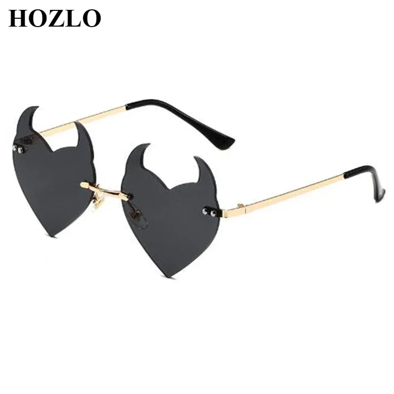 2023 Devil Sunglasses Women Unique Demon Shaped Sun Glasses for Men Fashion Metal Frameless Sunglass Male Funny Eyewear Party
2023 Devil Sunglasses Women Unique Demon Shaped Sun Glasses for Men Fashion Metal Frameless Sunglass Male Funny Eyewear Party