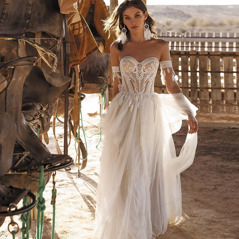 Bohemian Style Wedding Dress Sweetheart White Lace Decal Bohemian Off Shoulder Bridal Dress
Bohemian Style Wedding Dress Sweetheart White Lace Decal Bohemian Off Shoulder Bridal Dress