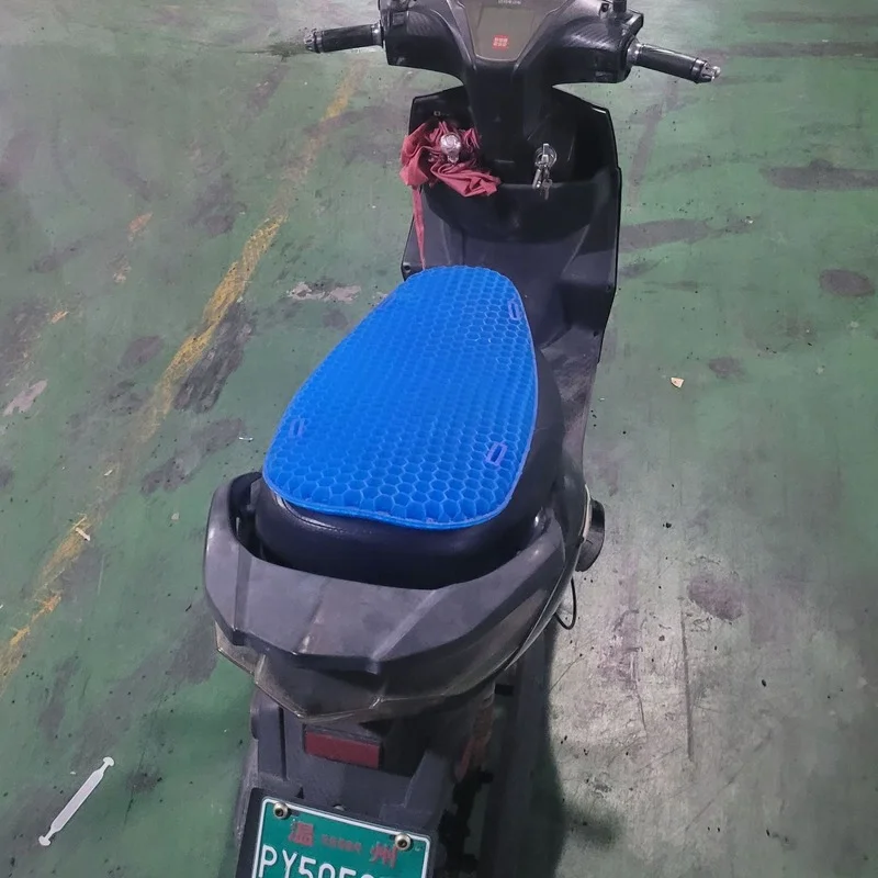 Gel Motorcycle Cushion Moisture Insulation Breathable Electric Scooter Cushion Four Seasons Motorcycle Moped Cushion Seat Covers
Gel Motorcycle Cushion Moisture Insulation Breathable Electric Scooter Cushion Four Seasons Motorcycle Moped Cushion Seat Covers