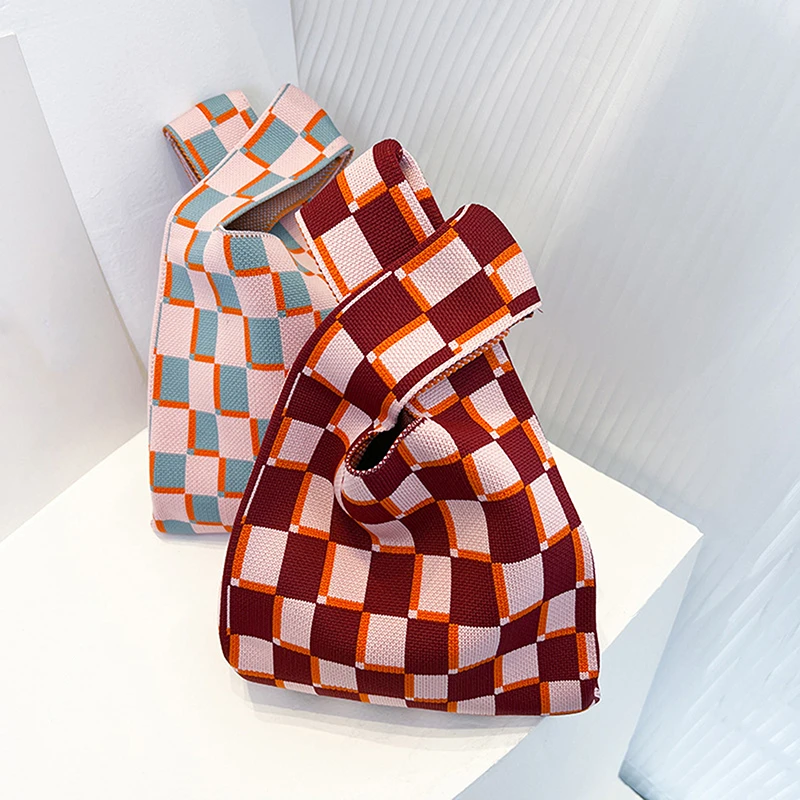 Checkerboard Bag Weave Plaid Handbag Girl 2023 New Color Contrast Hand Bag Tote Bag Fashion All-match Niche Knitted Vest Bag
Checkerboard Bag Weave Plaid Handbag Girl 2023 New Color Contrast Hand Bag Tote Bag Fashion All-match Niche Knitted Vest Bag