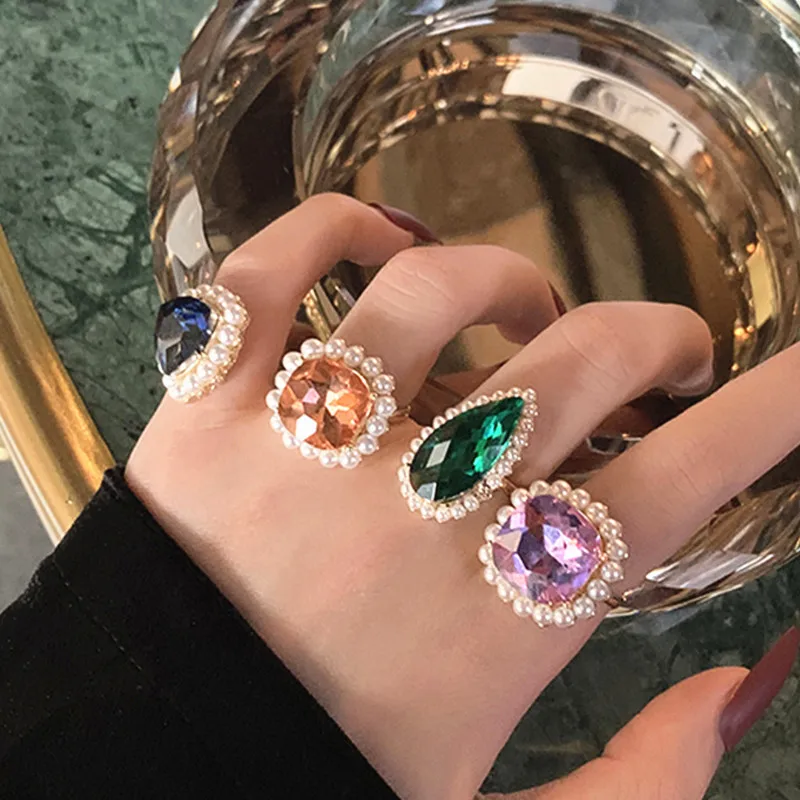 Vintage Colorful Shiny Rhinestone Geometric Round Square White Pearl Ring for Temperament Women Girl Mother Party Jewelry Gifts
Vintage Colorful Shiny Rhinestone Geometric Round Square White Pearl Ring for Temperament Women Girl Mother Party Jewelry Gifts