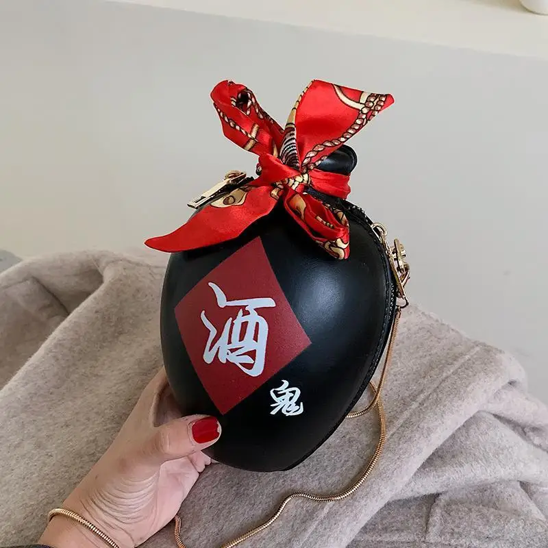 2022 New Super Hot Personality Fashion Small Bag All-match Chain One Shoulder Messenger Creative Wine Bottle Bag
2022 New Super Hot Personality Fashion Small Bag All-match Chain One Shoulder Messenger Creative Wine Bottle Bag