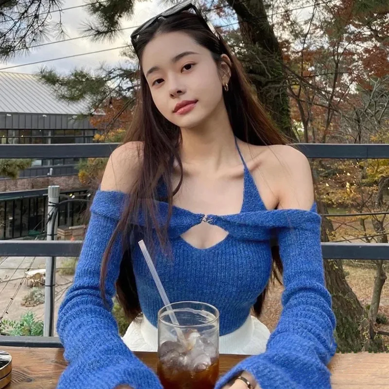 WeiYao Fashion Elegant Women T-Shirts Solid Knit Slim Stretch Halter Flare Sleeve Two Piece Top Female Streetwear Sweet Cute
WeiYao Fashion Elegant Women T-Shirts Solid Knit Slim Stretch Halter Flare Sleeve Two Piece Top Female Streetwear Sweet Cute
