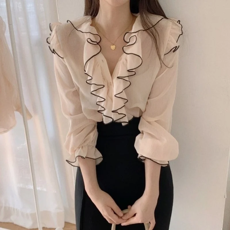 Blusas Mujer 2022 Ruffle V Neck Flare Sleeve Shirts Korean Sweet Clothes Chic Top Slim Chiffon Shirts Camisa Women Blouse
Blusas Mujer 2022 Ruffle V Neck Flare Sleeve Shirts Korean Sweet Clothes Chic Top Slim Chiffon Shirts Camisa Women Blouse