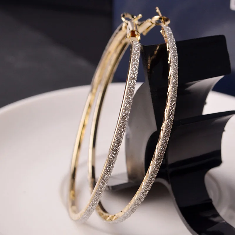 Big Crystal Hoops Earrings 6Cm Hoop Round Dangle Earring Jewelry Women Crystal Diamante Rhinestone Large Hiphop Ear Ring Gift 
Big Crystal Hoops Earrings 6Cm Hoop Round Dangle Earring Jewelry Women Crystal Diamante Rhinestone Large Hiphop Ear Ring Gift